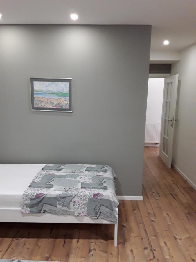Villa Flower With Free Onsite Parking 모스타르 외부 사진