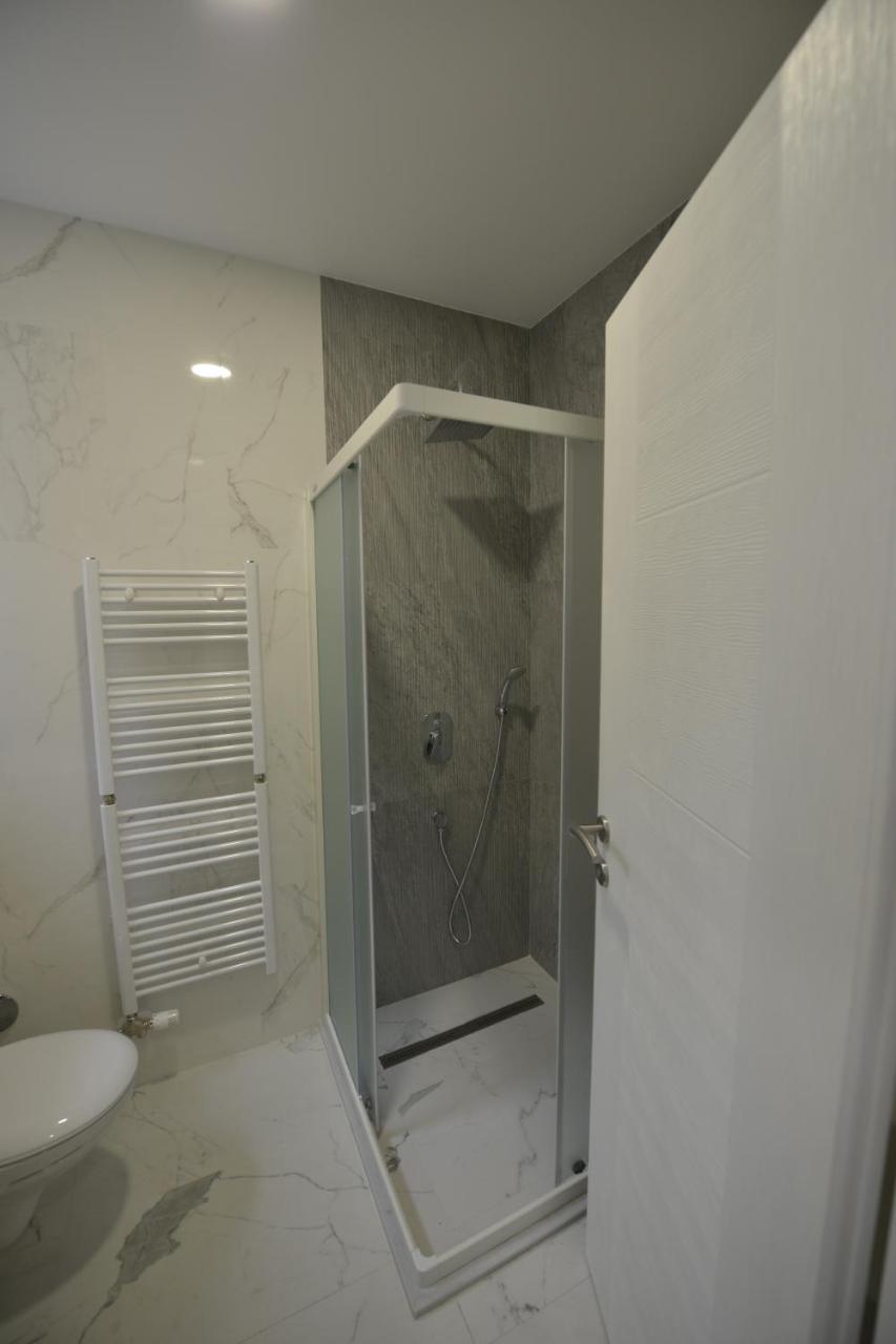 Villa Flower With Free Onsite Parking 모스타르 외부 사진